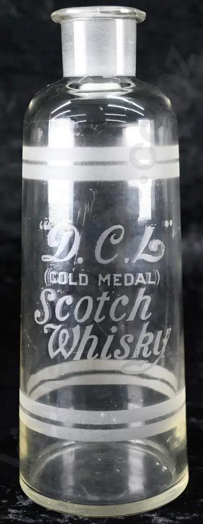 DCL SCOTCH WHISKY DECANTER Image 1++