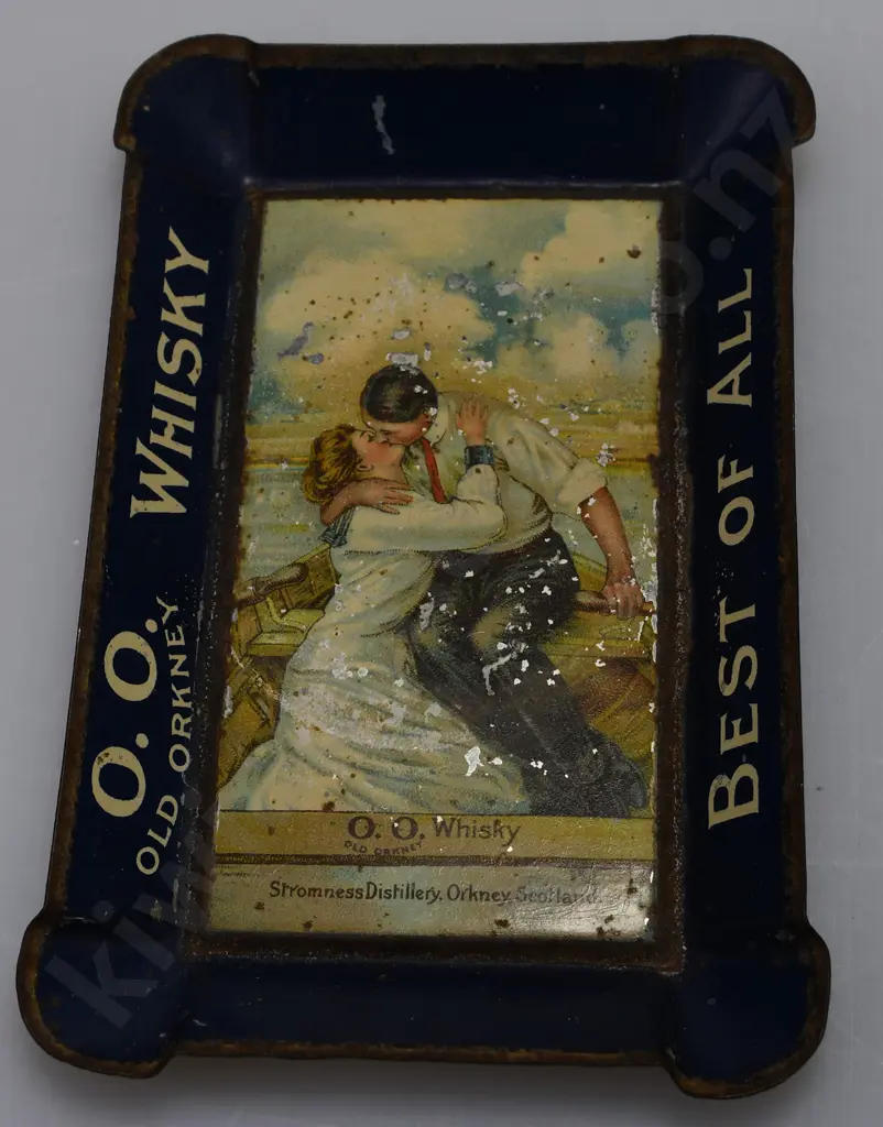 OLD ORKNEY WHISKY PRESSED TIN DISH Image 1++