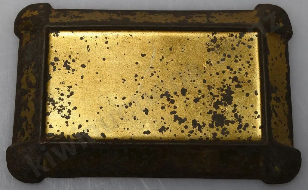 OLD ORKNEY WHISKY PRESSED TIN DISH Image 1++