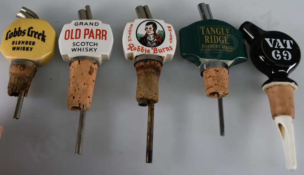 5 ASSORTED WHISKY NIP POURERS Image 1++