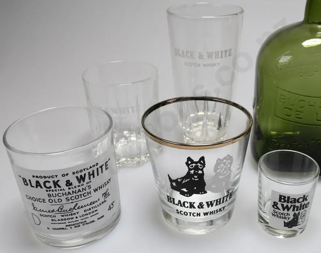 BLACK & WHITE BOTTLES AND GLASSES. Image 1++