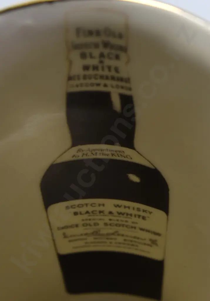BLACK & WHITE WHISKY BOTTLES ETC Image 1++