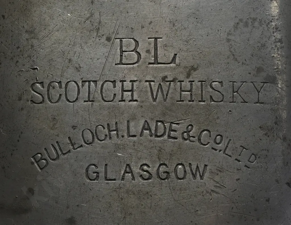 BULLOCH LADE SCOTCH WHISKY FLASK Image 1++