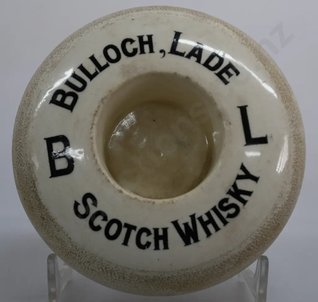 BULLOCH LADE SCOTCH WHISKY MATCH STRIKER Image 1++