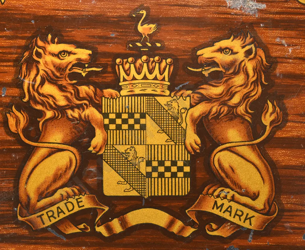 CRAWFORD'S OLD SCOTCH WHISKY DRINKS TRAY Image 1++
