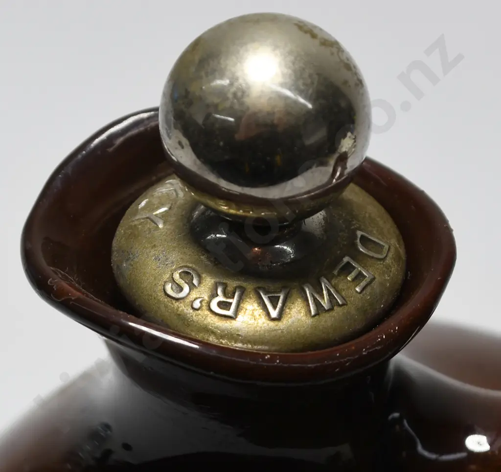 ROYAL DOULTON KINGSWARE MICAWBER FLASK Image 1++