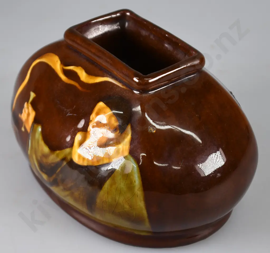 ROYAL DOULTON KINGSWARE MATCHSTRIKER Image 1++