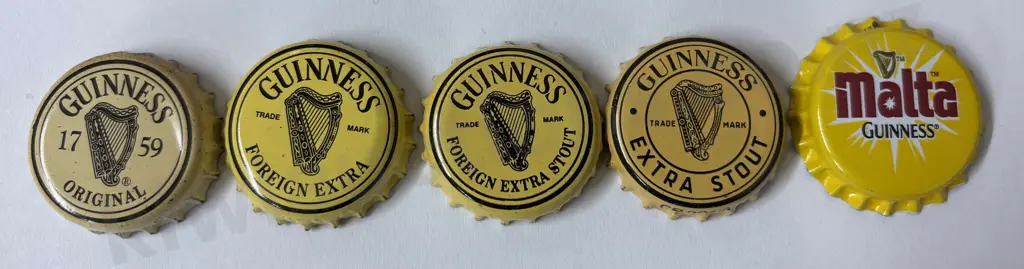 GUINNESS BOTTLE CAPS 20 DIFFERENT Image 1++