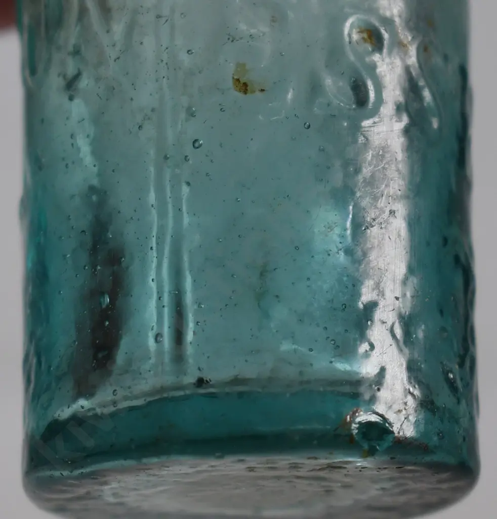 ASSORTED BOTTLES Image 1++