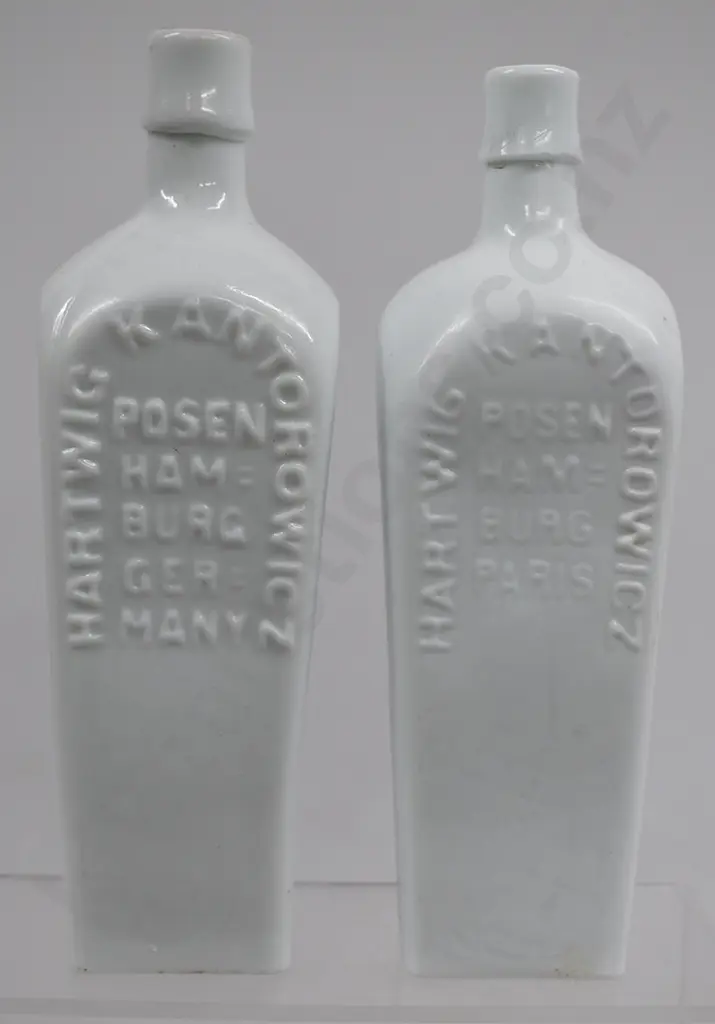 HARTWIG KANTOROWICZ MILK GLASS Image 1++