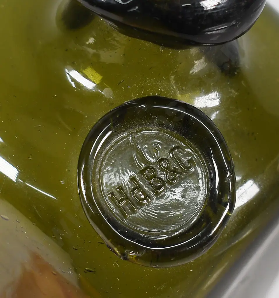 HdB & C SEALED CASE GIN Image 1++
