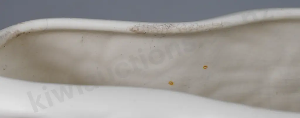 CROWN LYNN WHITE POTTERY MANTLE VASES Image 1++