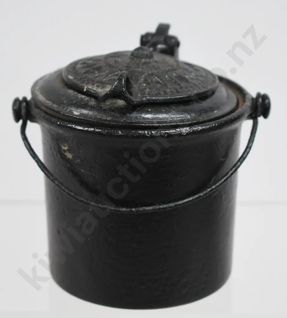 CAST IRON GLUE POT Image 1++