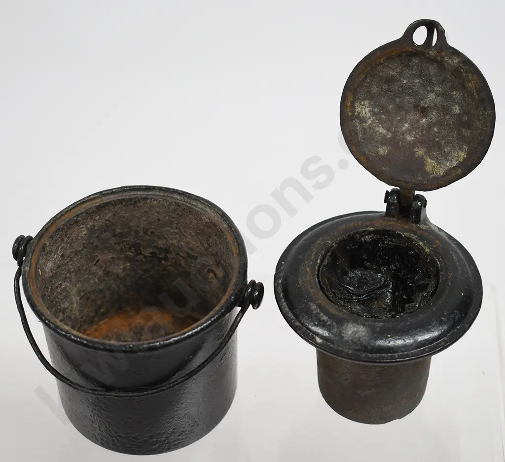 CAST IRON GLUE POT Image 1++