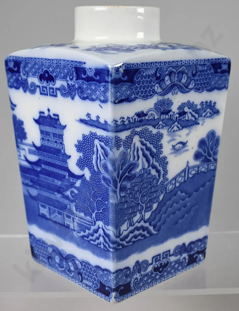 RINGTONS LTD TEA CANNISTER Image 1++