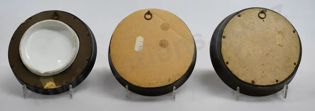 FRAMED PRATT POT LIDS Image 1++