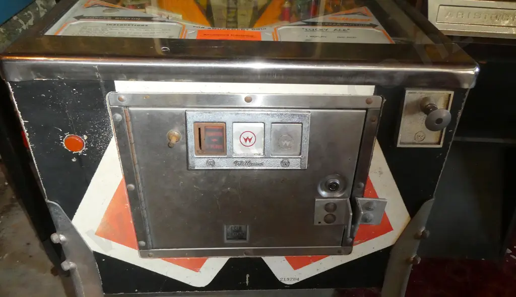 WILLIAMS LUCK ACE PIN BALL MACHINE Image 1++