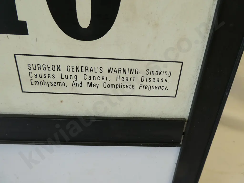 MARLBOROUGH CIGARETTES DOUBLE SIDED ADVERTISING DISPLAY Image 1++