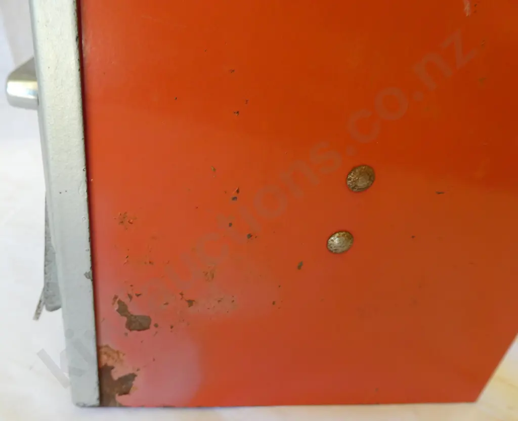 VICTOR VENDING GUM BALL MACHINE Image 1++