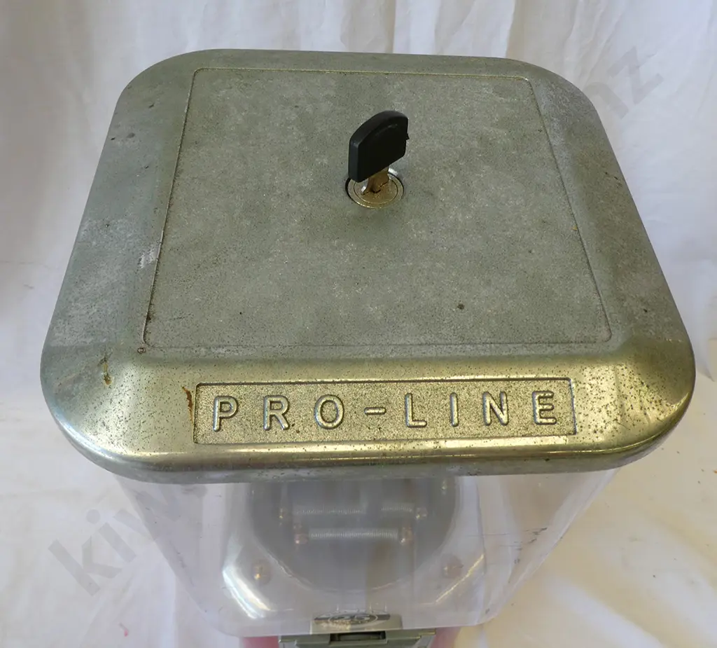 PROLINE GUMBALL VENDING MACHINE Image 1++