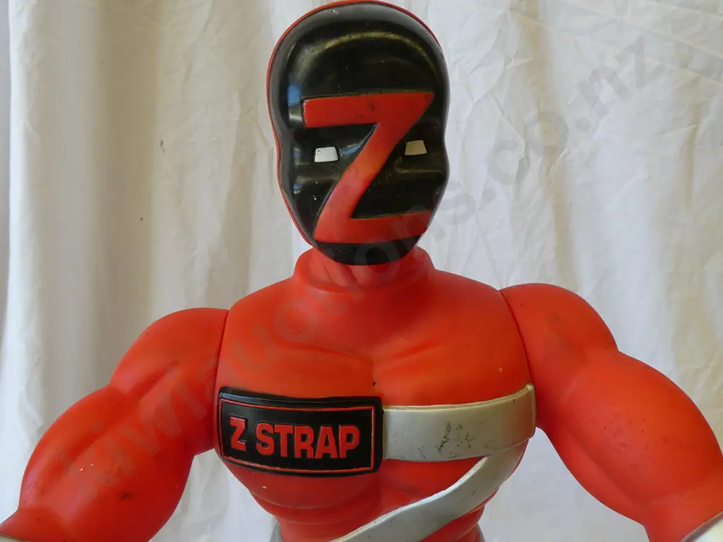 SKECHERS Z STARP SHOP DISPLAY FIGURE Image 1++