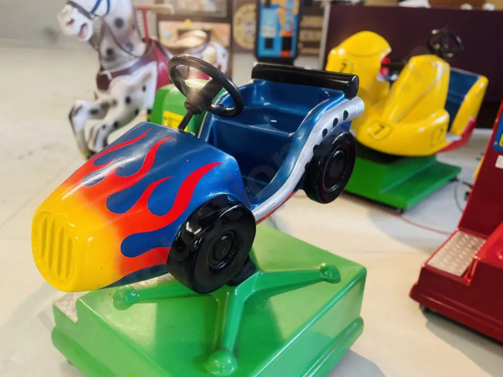 BLUE FLAME CHILD COIN OPERATED FUN RIDE Image 1++