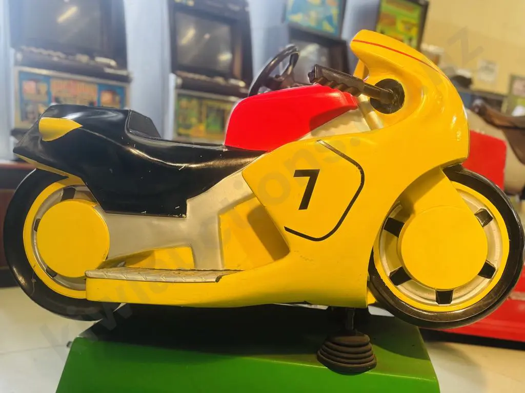 MOTORCYLE & SIDECAR COIN OPERATED FUN RIDE Image 1++