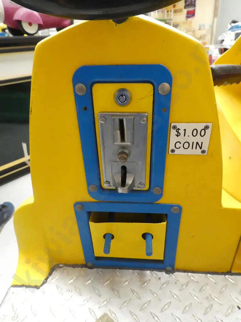 MOTORCYLE & SIDECAR COIN OPERATED FUN RIDE Image 1++