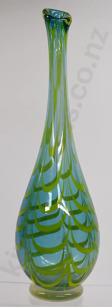 LARGE ART GLASS VASE Image 1++
