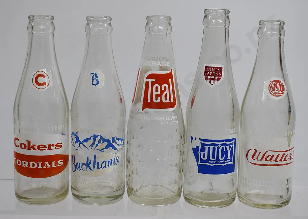 GROUP OF ACL CROWN TOP SOFT DRINKS Image 1++