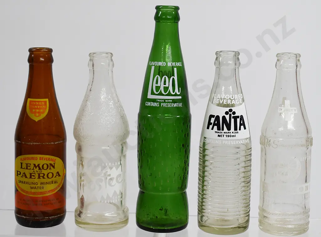 GROUP OF ACL CROWN TOP SOFT DRINKS Image 1++