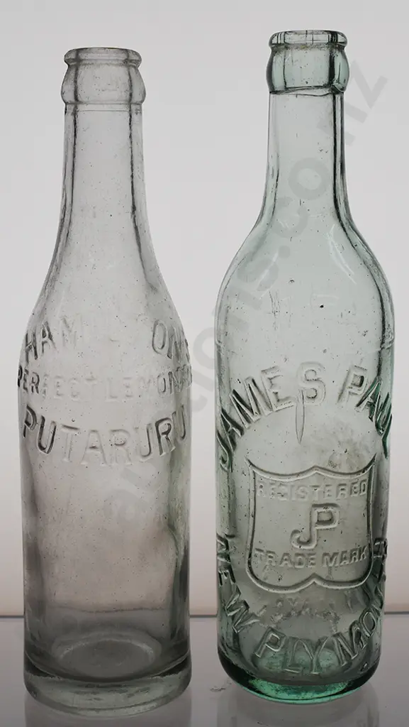 HAMILTON'S PUTARURU, JAMES PAUL NEW PLYMOUTH CROWN TOPS Image 1++
