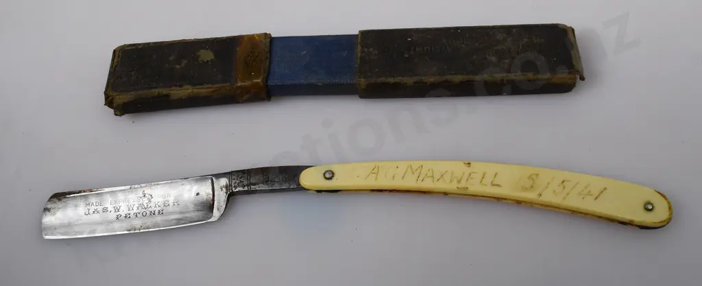 ADVERTISING CUT THROAT RAZOR, WALKER PETONE Image 1++