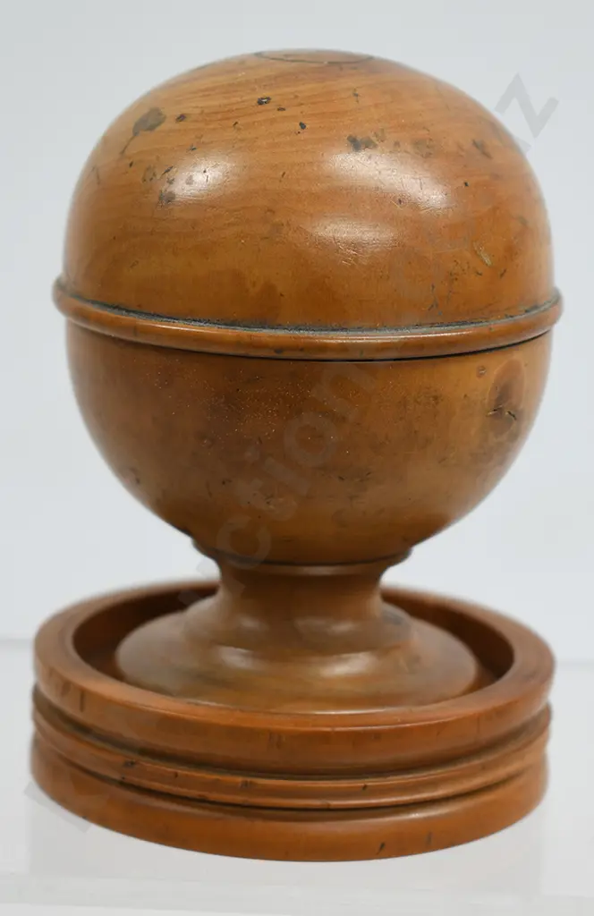 APOTHECARY WOODEN PILL SLIVERER Image 1++