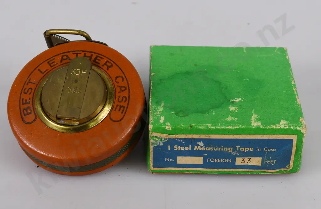 BEST LEATHER CASE TAPE MEASURE IN BOX Image 1++
