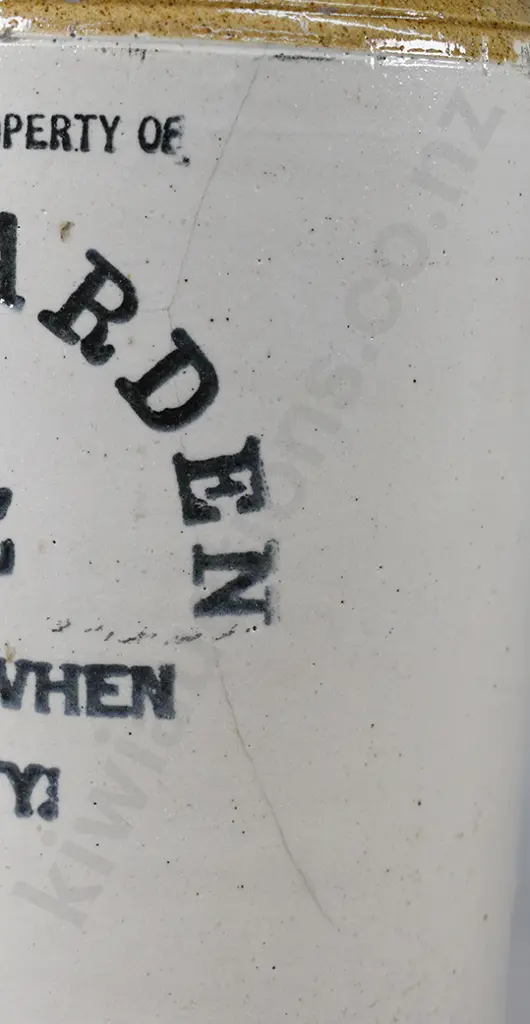 LONG & BARDEN NEW ZEALAND JAR Image 1++