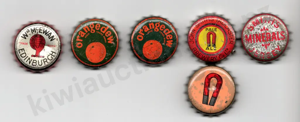 UNITED KINGDOM CROWN TOP BOTTLE CAPS Image 1++