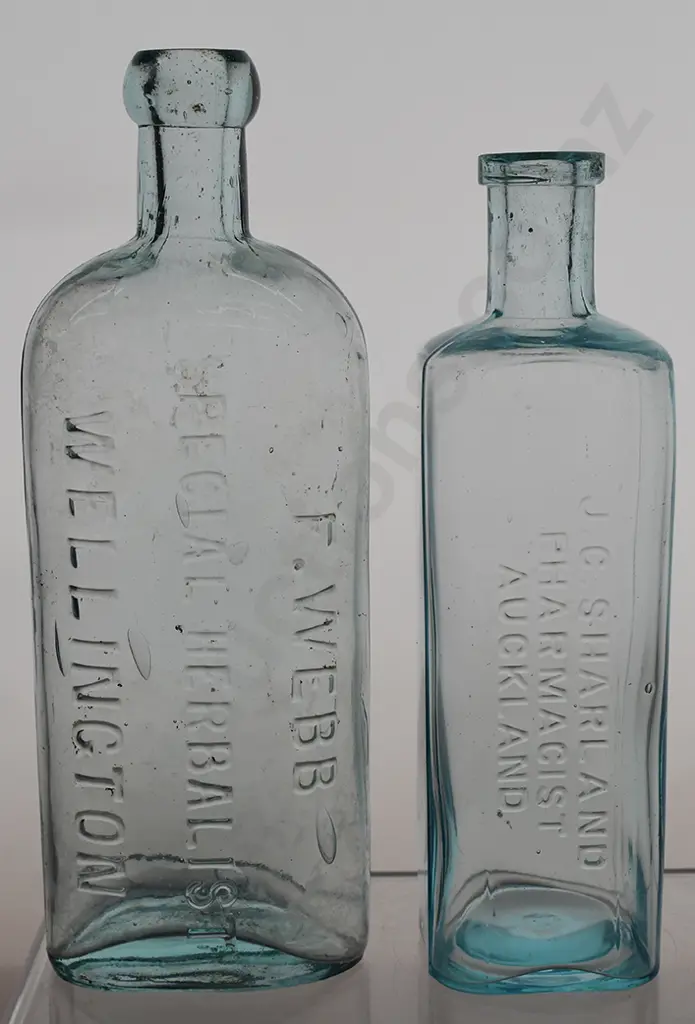 NORTH ISLAND CHEMIST BOTTLES Image 1++