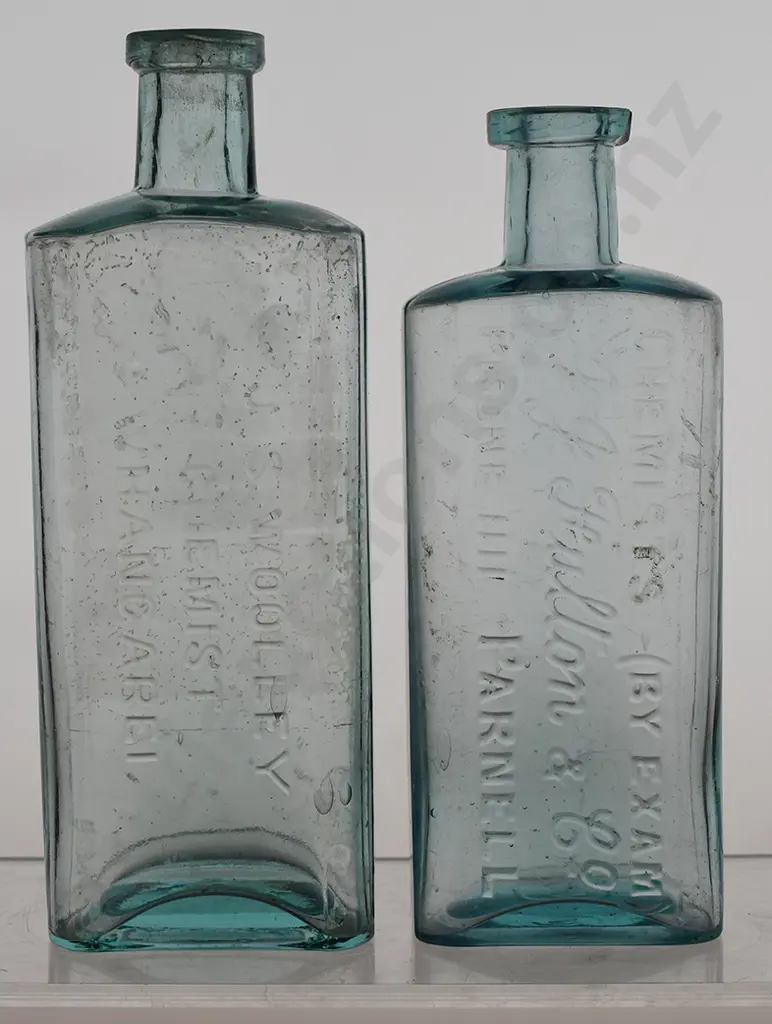 WHANGAREI, AUCKLAND CHEMIST BOTTLES Image 1++