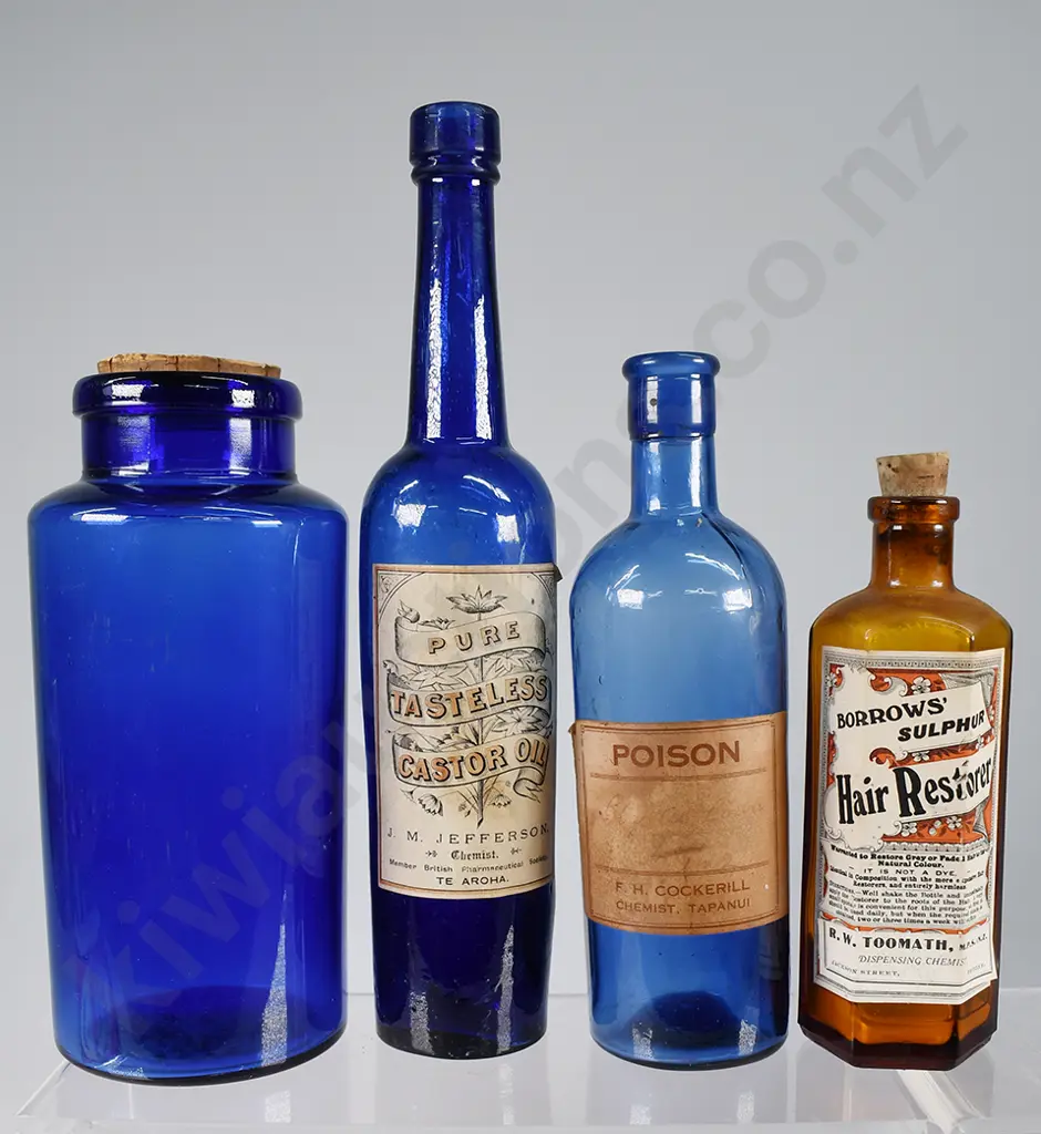 ASSORTED PHARMACEUTICAL BOTTLES Image 1++