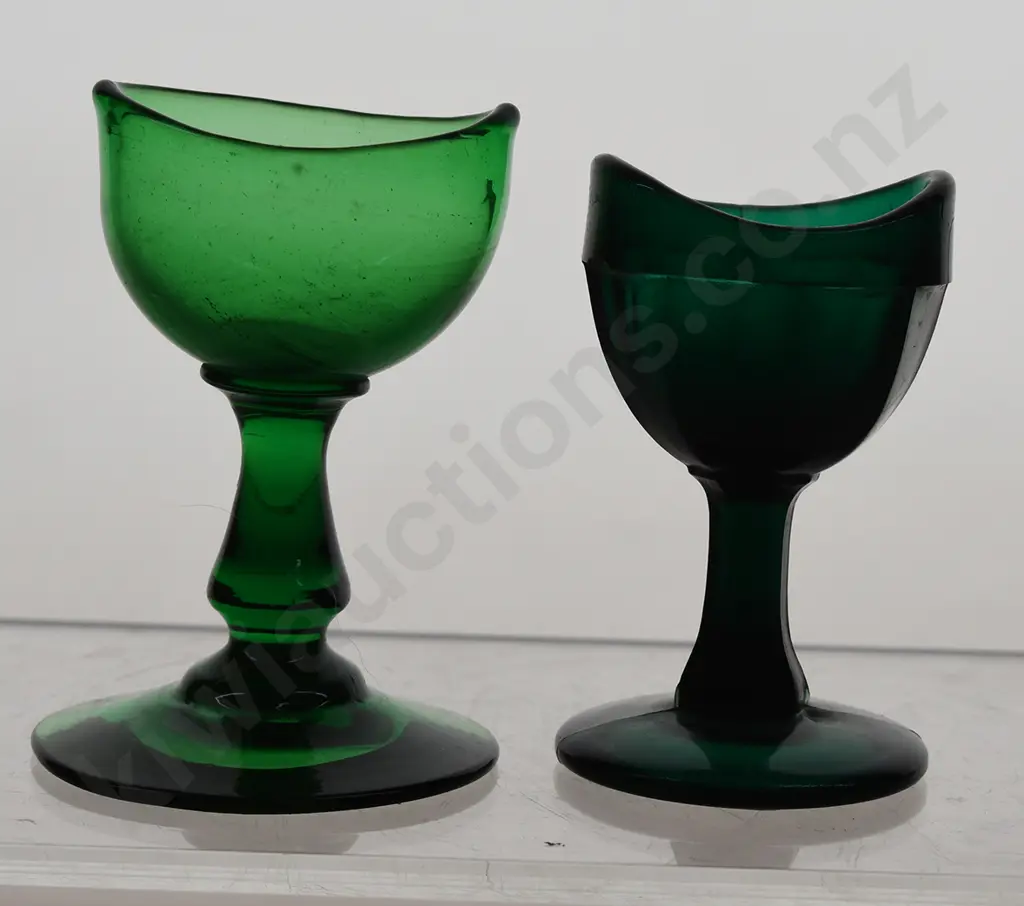 COLLECTION OF GLASS EYE BATHS Image 1++