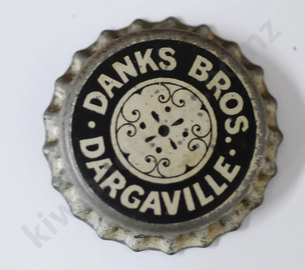 DANKS BROS DARGAVILLE CROWN TOP BOTTLE CAP Image 1++