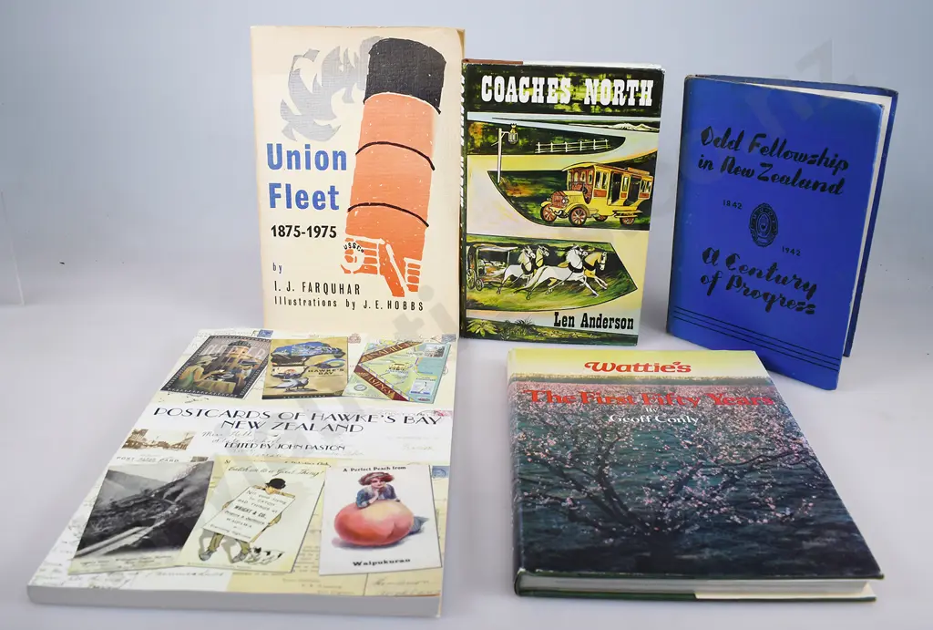 5 NEW ZEALAND BOOKS Image 1++