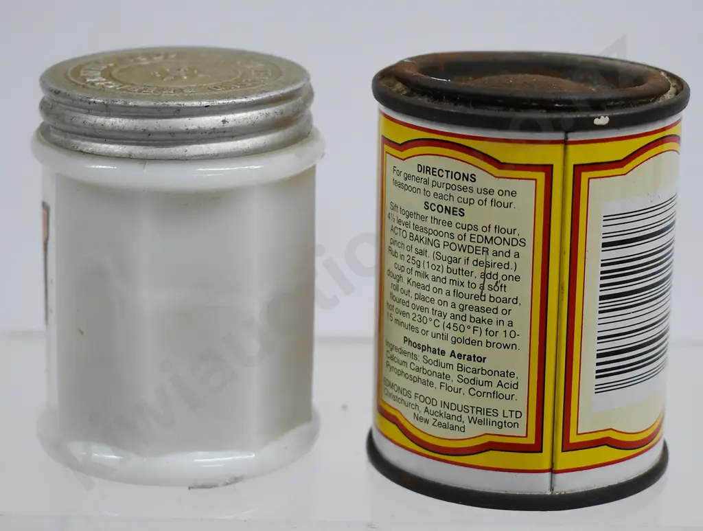 ASSORTED HOUSEHOLD JARS & CONTAINERS Image 1++