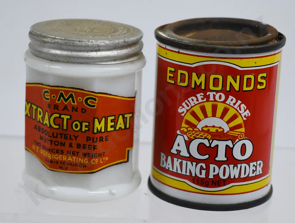 ASSORTED HOUSEHOLD JARS & CONTAINERS Image 1++