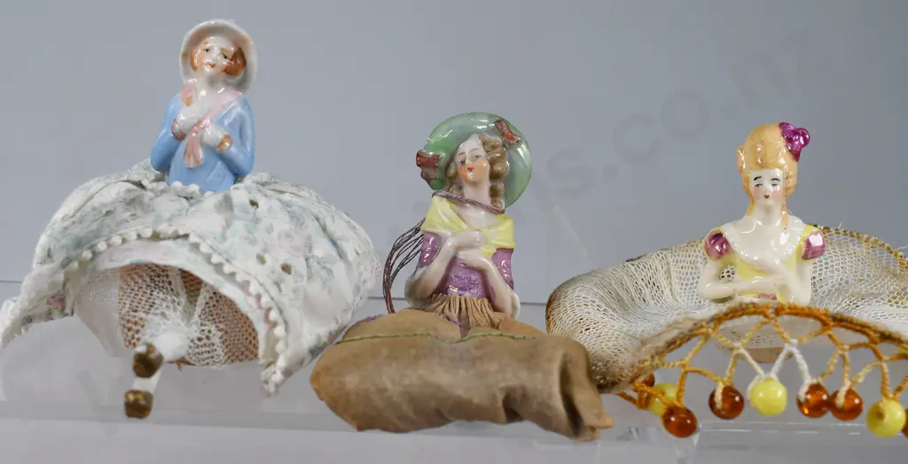 PORCELAIN HALF DOLLS Image 1++