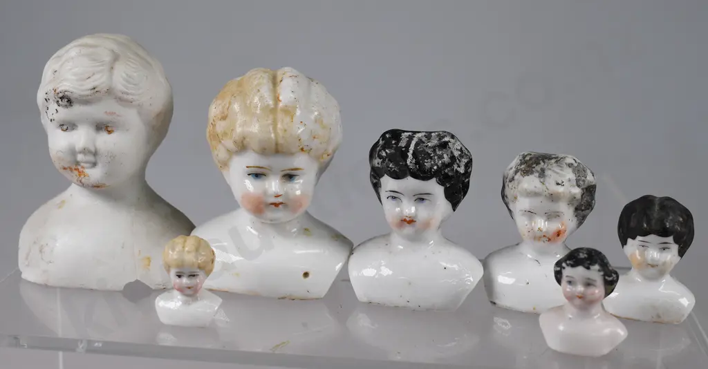 VICTORIAN DOLLS HEADS Image 1++
