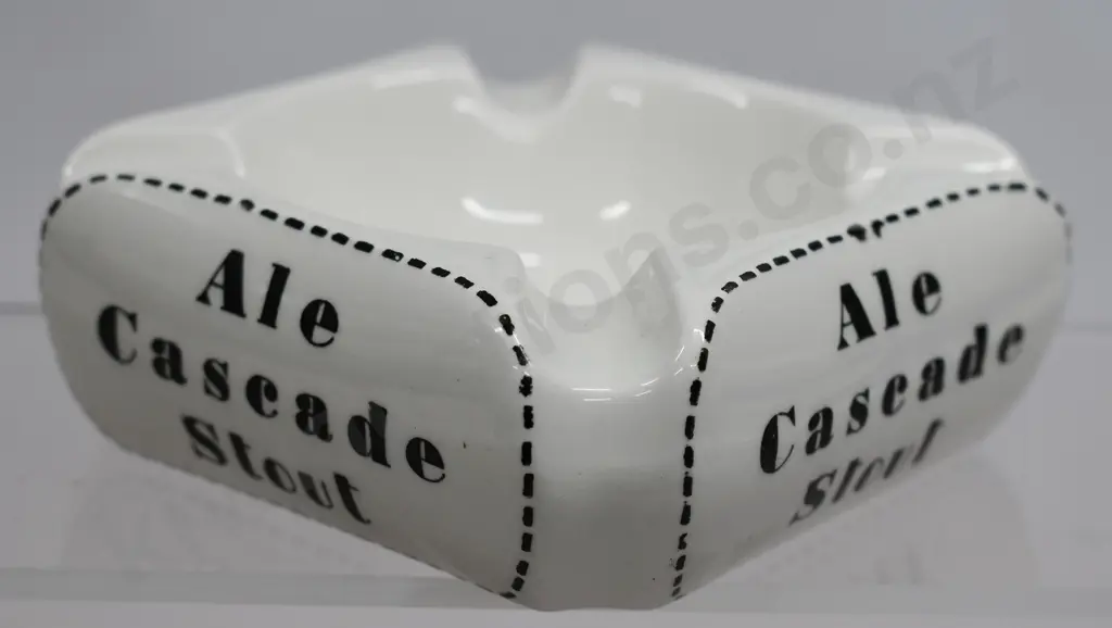CASCADE BREWERY (TAIHAPE) ASHTRAY Image 1++