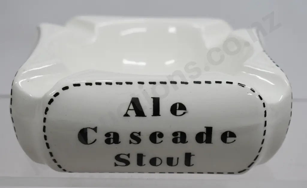 CASCADE BREWERY (TAIHAPE) ASHTRAY Image 1++