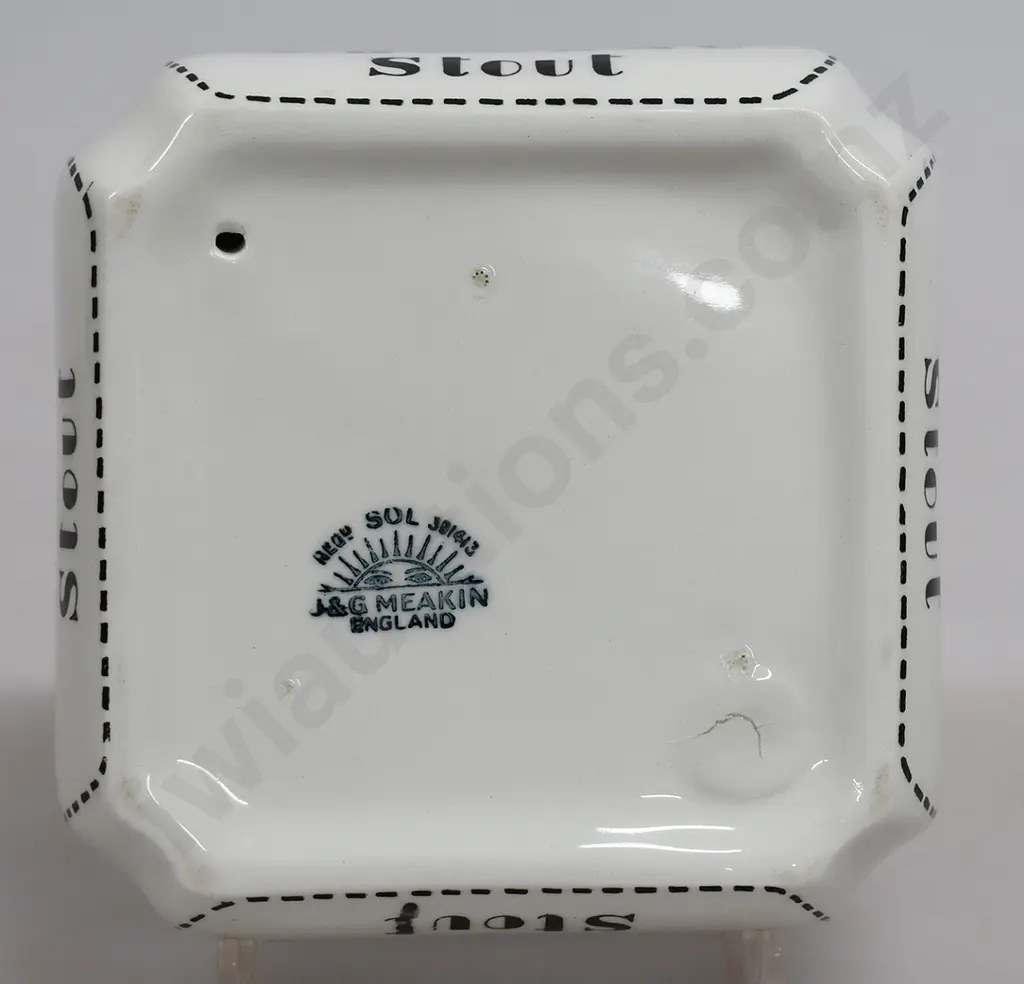 CASCADE BREWERY (TAIHAPE) ASHTRAY Image 1++